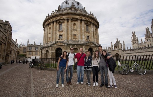 Jazykový kurz 18+, Oxford