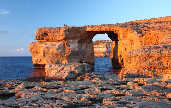 Okno v skalách na ostrove Gozo